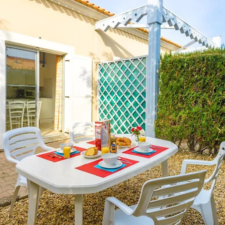 Lagrange Vacances Le Scarlett et Les Soleillades-2