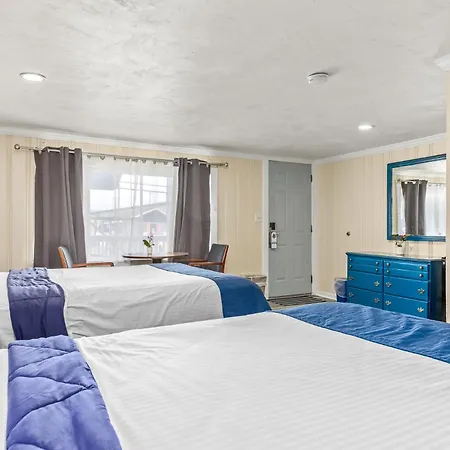 Tides Motel - Hampton Beach-3