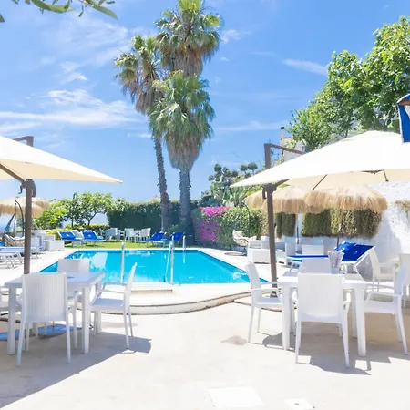 Hotel La Luna-3