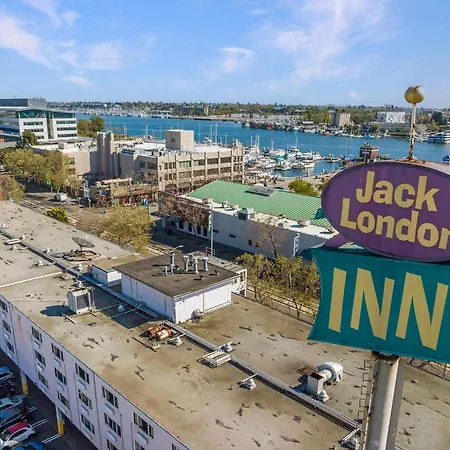 Jack London Inn-3