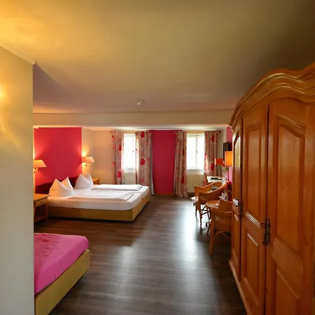 Landhotel Schloss Buttenheim-2