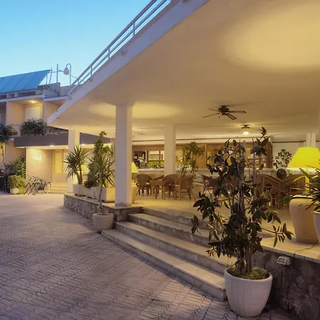 Hotel Avenida-2