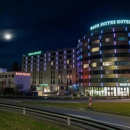Nash Suites Airport Hotel-2