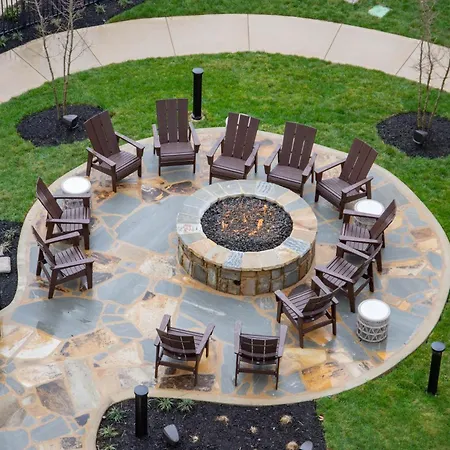Embassy Suites By Hilton Gatlinburg Resort-3