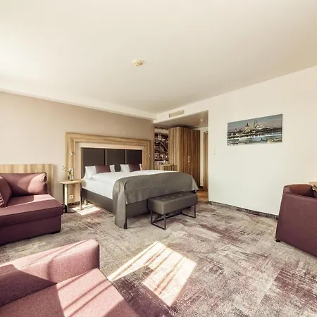 Cityclass Hotel Am Dom-3
