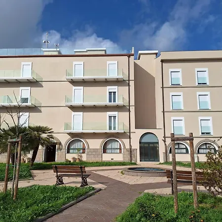 Hotel Villa Delle Rose-3