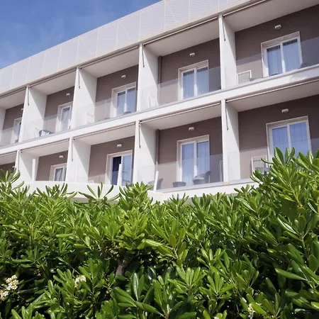 Ticho'S Greenblu Hotel-3