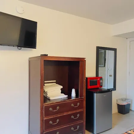 Dry Dock Motel-2
