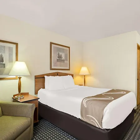 Quality Inn Cheyenne I-25 South-2
