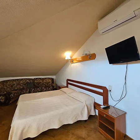 Hotel Blue Spot-2