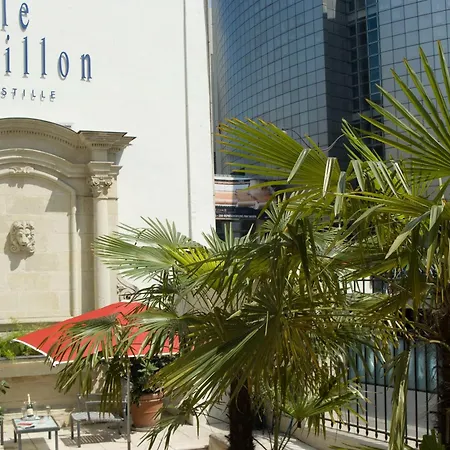 Hotel Pavillon Bastille-3