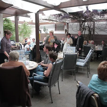 Adler Gaststube Hotel Biergarten-3