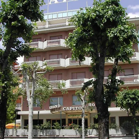 G. Hotel Capitol-2