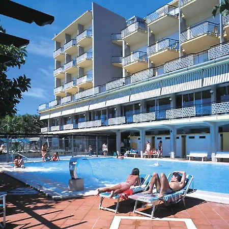 Hotel Bellevue Et Mediterranée-3