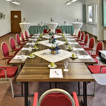 Falk Seehotel Plau am See-2