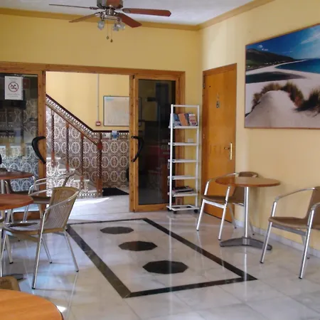 La brisa de Tarik Rooms-3