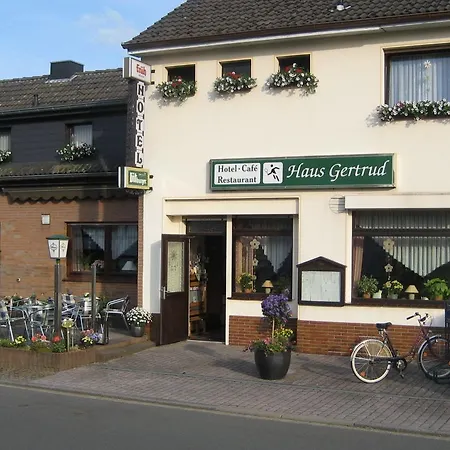 Hotel Haus Gertrud-3