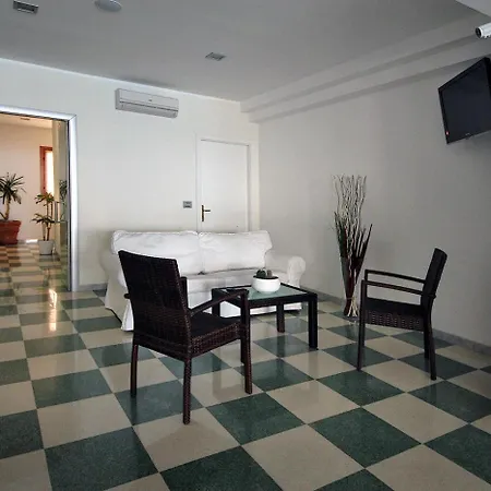 Hotel Bagni Arcobaleno-2