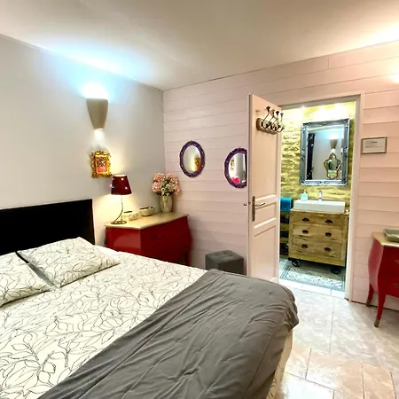 La Clef des Songes - chambres climatisées - Sarlat Centre - Parking gratuit - Piscine, Spa et massages à 400mètres-3
