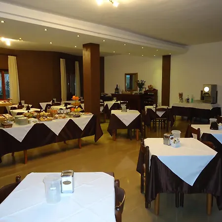 Hotel Riviera-2