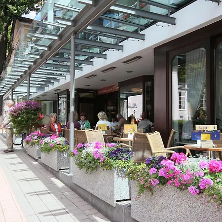 Cafe Schneidewind-3
