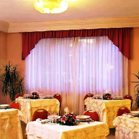 Hotel Universo-3