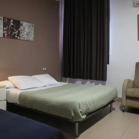 Hostal Lk Barcelona-3