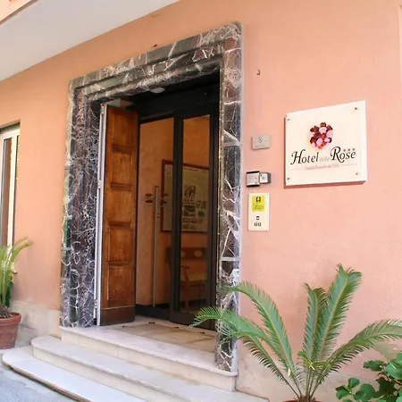 Hotel Delle Rose-3