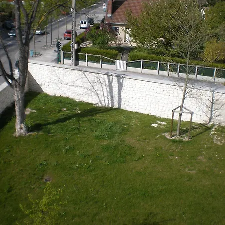Résidence Hôtelière Laudine-3