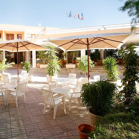 Hotel Avenida-3