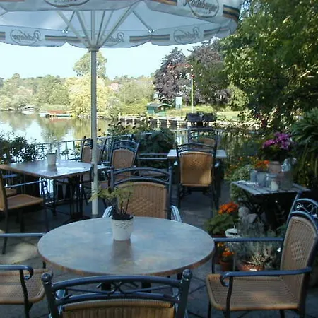 Restaurant und Hotel Zum Weissen Ross-3