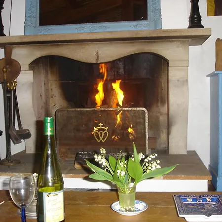 Le Buzet Bleu Bed & Breakfast-2