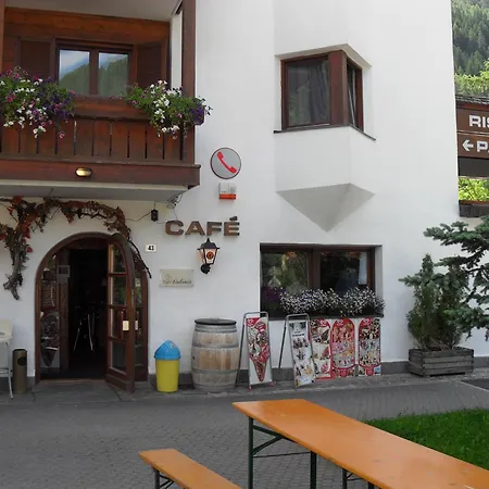 Hotel Casa Alpina - Alpin Haus-3