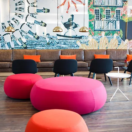 Motel L Hammarby Sjoestad-3