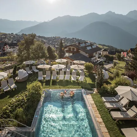 Schlosshotel Fiss-2
