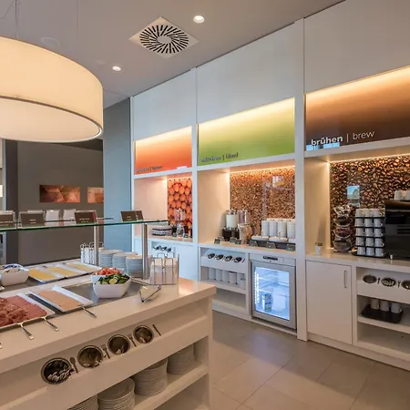Hampton By Hilton Freiburg-2