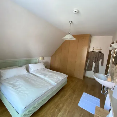Gästezimmer Neumair-2
