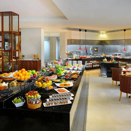 Crowne Plaza - Dubai Jumeirah By Ihg-2