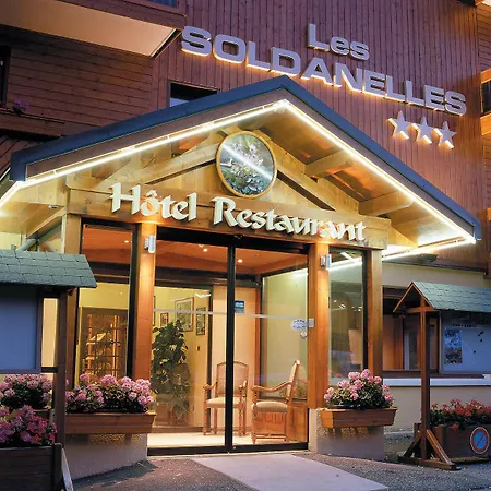 Hôtel Les Soldanelles-3