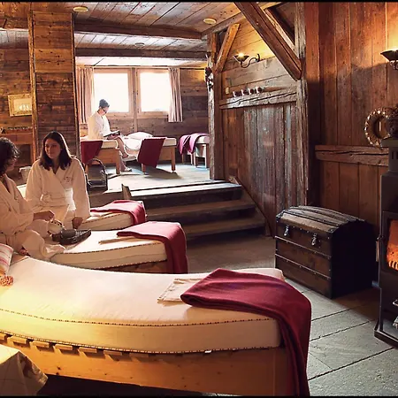 Chalet-Hôtel La Marmotte, La Tapiaz&SPA, The Originals Relais (Hotel-Chalet de Tradition)-3