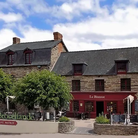 Logis Hotel, restaurant et spa Le Relais De Broceliande-2