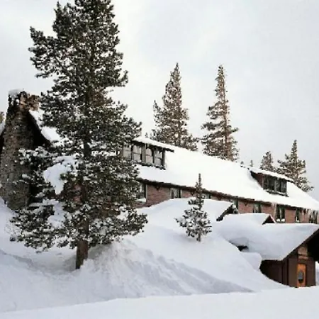 Tamarack Lodge-3