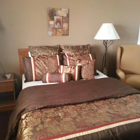 Raine Motel-3