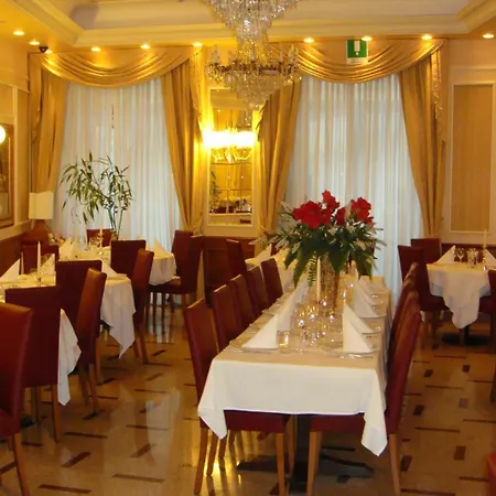 Albergo Corona-2