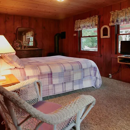Silver Pines Lodge-2