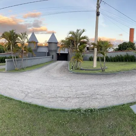 Plaza Motel (Adults Only)-3