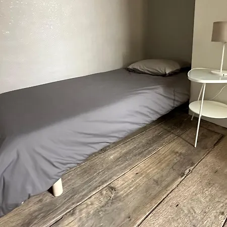 Chambre dans maison originale en centre ville-3