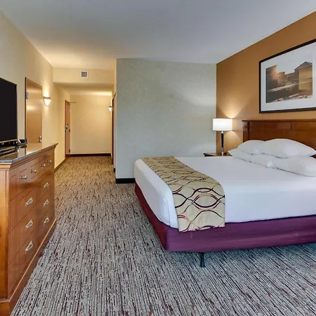 Drury Inn & Suites Meridian-2
