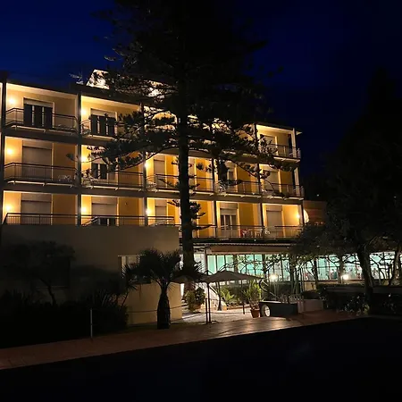 Hotel Eden Park-3