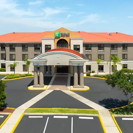 Holiday Inn Express & Suites Sebring By Ihg-3